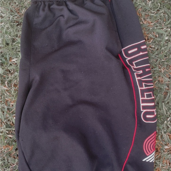 Vintage basketball shorts BLAZERS XL - Picture 3 of 4